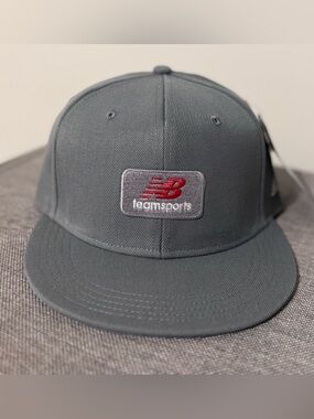 New Balance Grey Embroidered Logo Snapback Cap